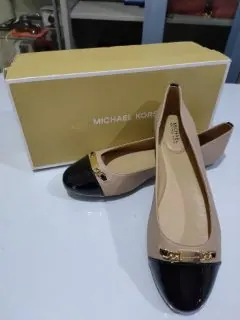 Sepatu Michael Kors Tawny Ballet Nappa