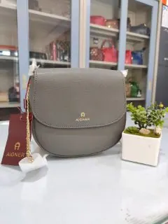 Tas Aigner Ave Crossbody Grey