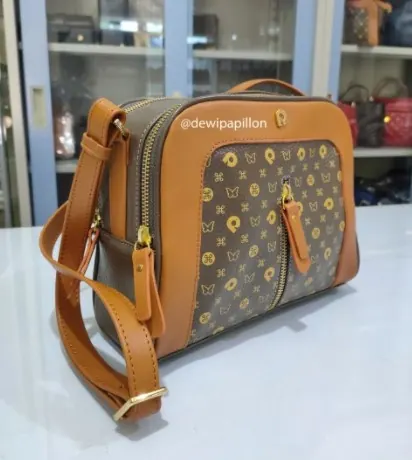 Distributor Tas Papillon